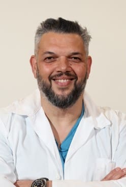 ד"ר אופר בן ישיר (צילום: רמב"ם)