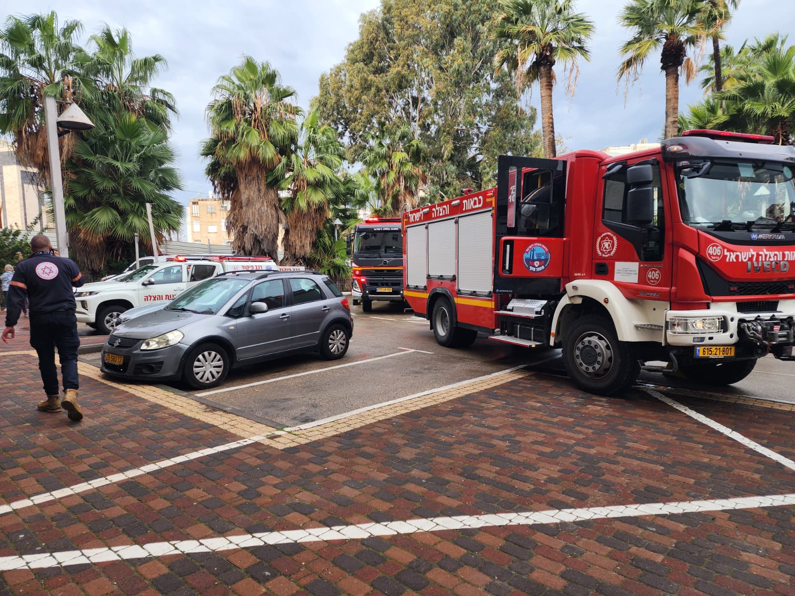 שריפה בבית אבות בחיפה (צילום: כבאות והצלה)