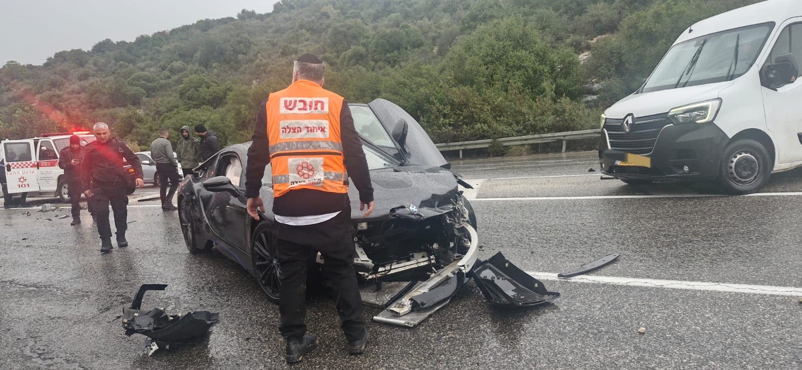 תאונה בכביש העולה לטבעון (צילום: איחוד הצלה)