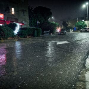 גשם, כביש, הצפה, שלולית, חורף, סכנה, רטוב, כרמל, דצמבר
