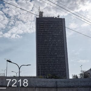 רפואה, השכלה גבוהה, אוניברסיטה, מגדל אשכול, רב תכליתי, אקדמי, לימודים, פקולטה, פקולטות,תואר, סטודנט, רכס הכרמל, הר הכרמל, פארק הכרמל, מפרץ חיפה, מבט פנורמי, קו רקיע, אוסקר נימאייר, ברוטליזם, בטון חשוף, בניין המדרגה, הספרייה המרכזית, מוזיאון הכט, מעונות, רכבלית, מחקר, מעבדות, רב-תרבותיות, תואר ראשון, תואר שני, דוקטורט, חוקרים, מרצים, אקדמיה, למיד