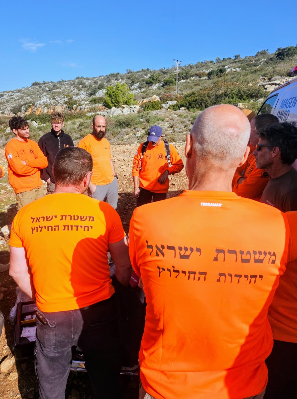 חילוץ מנחל ספונים (צילום: יחידת חילוץ גליל כרמל)