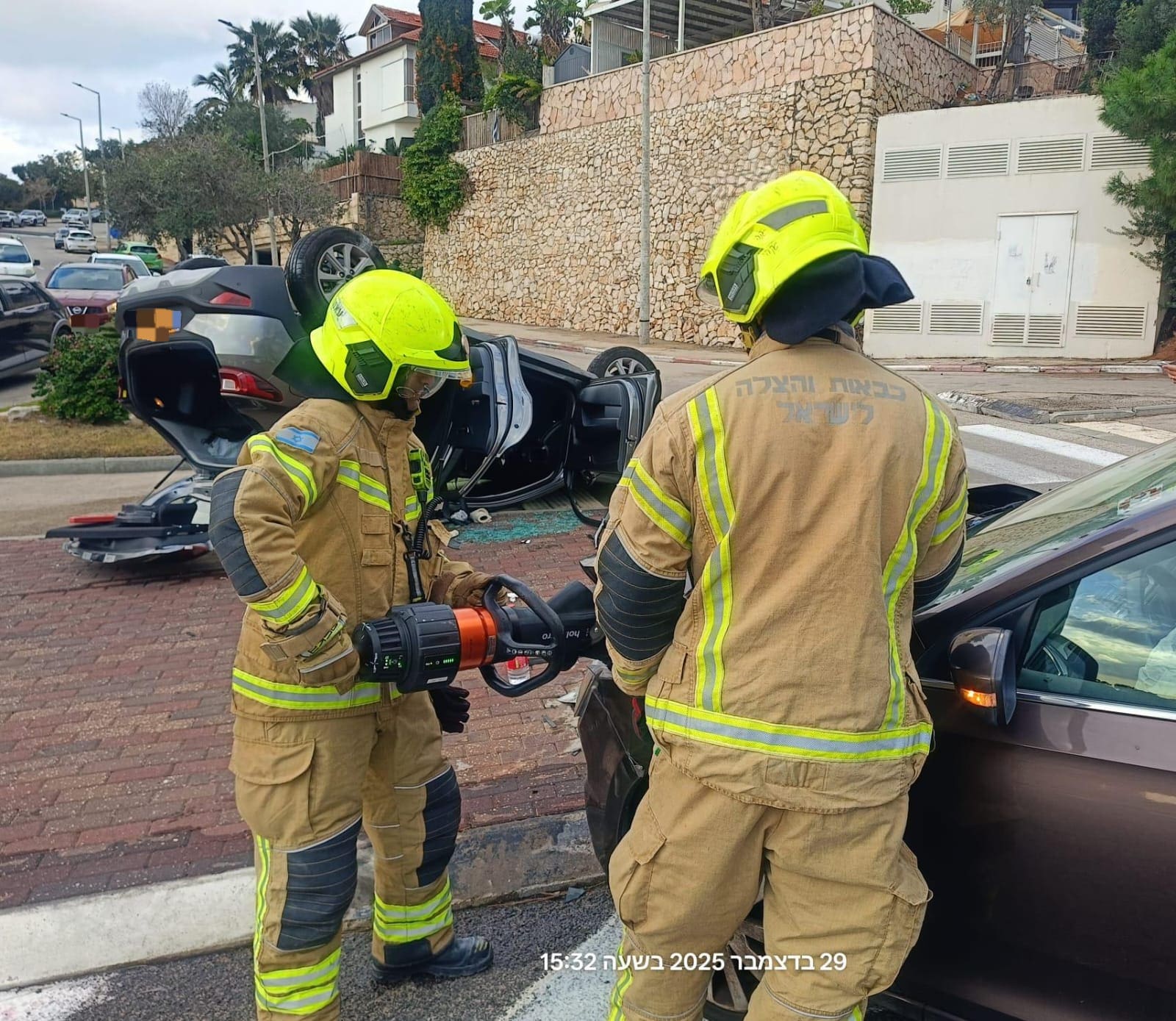 תאונת דרכים בחיפה (צילום: כבאות והצלה)