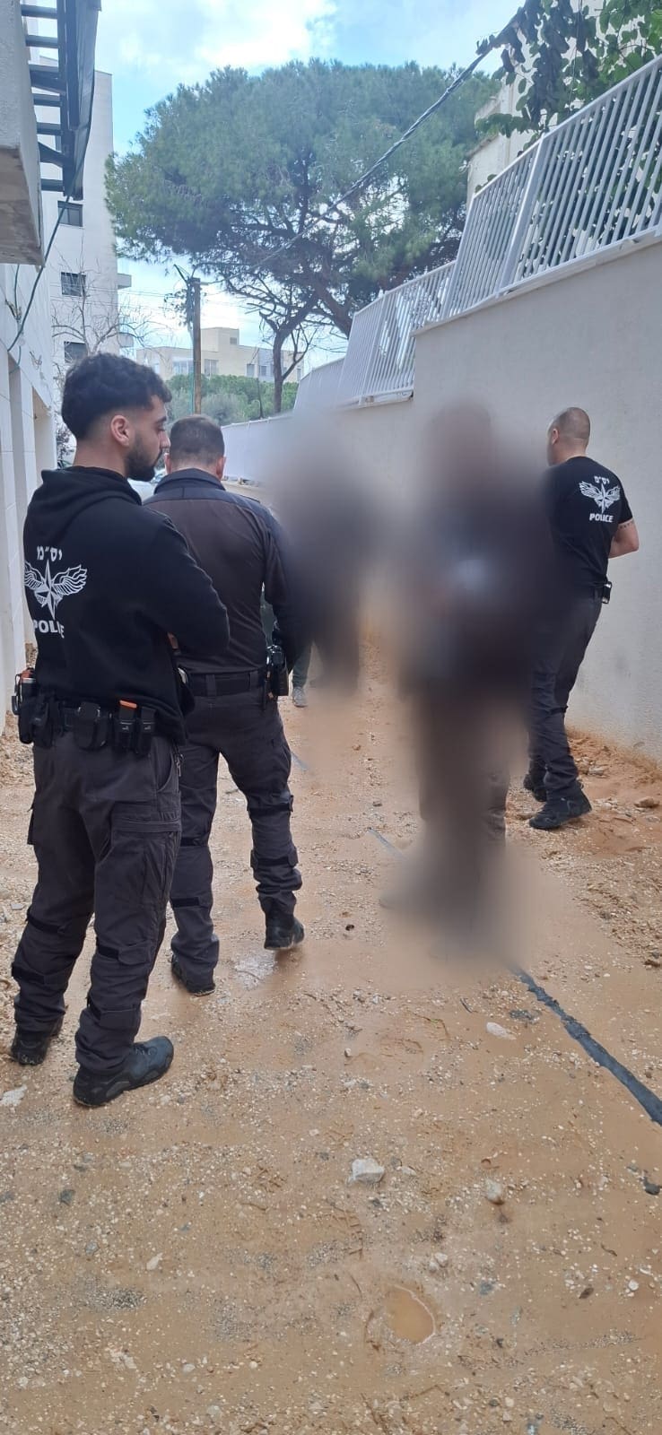 שוהים בלתי חוקיים בחיפה (צילום: משטרת ישראל)