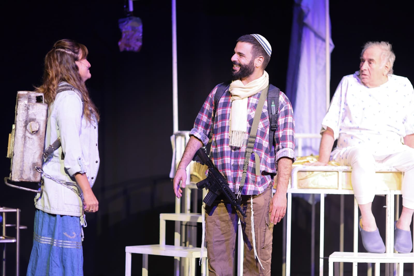 תיאטרון מקומי (צילום: טרה צילום)