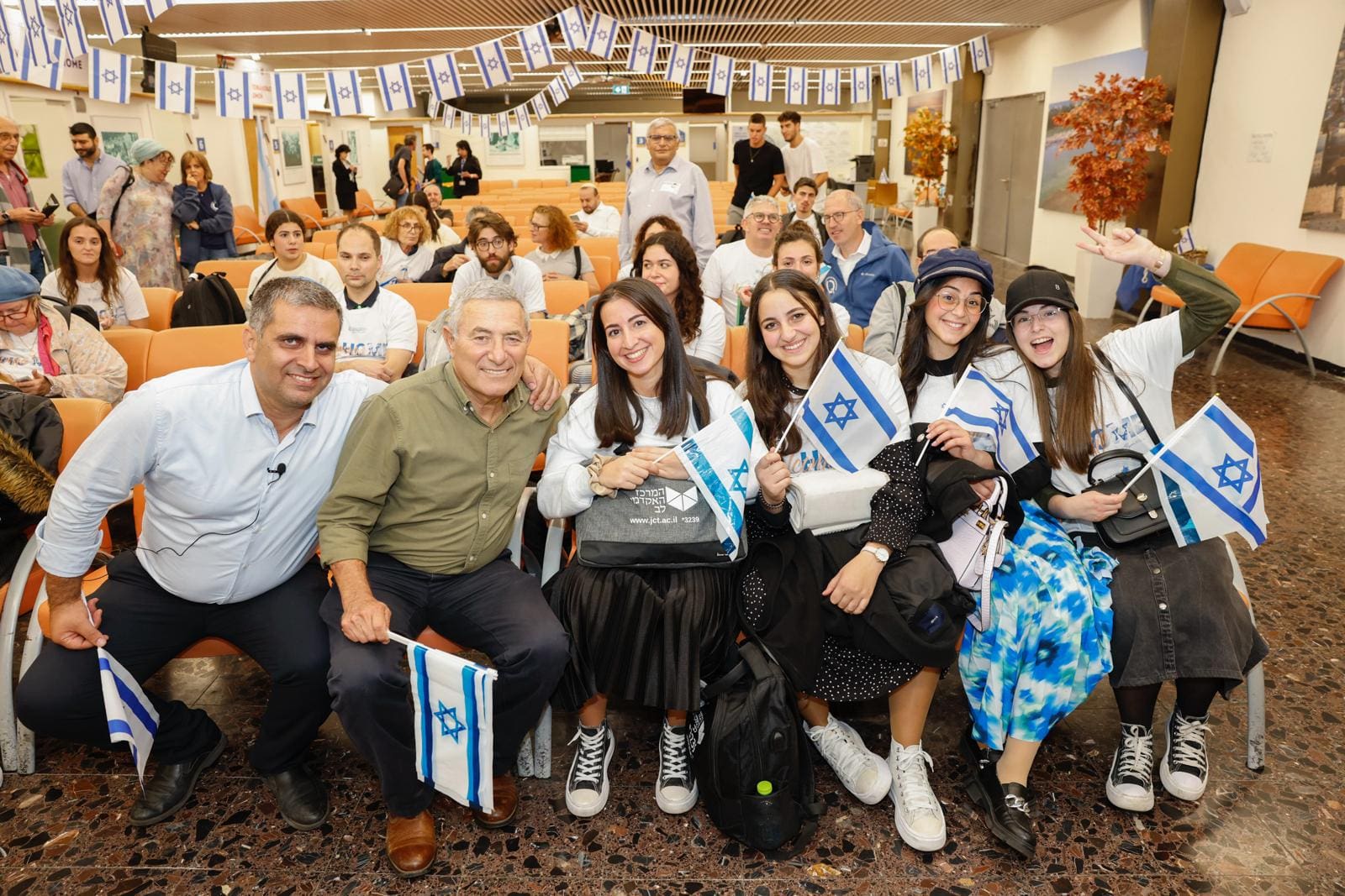 עולים (צילום: סיון שחור, לעמ. ספטמבר 2024)