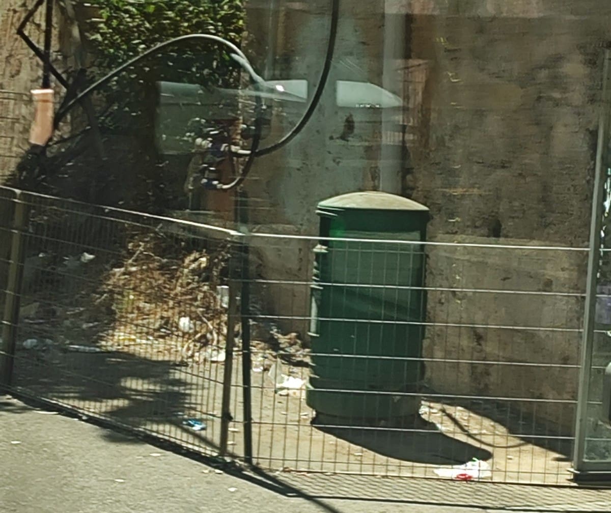 מחדל תיקון קירות התמך ברחבי בחיפה (צילום: הכי טוב לחיפה)