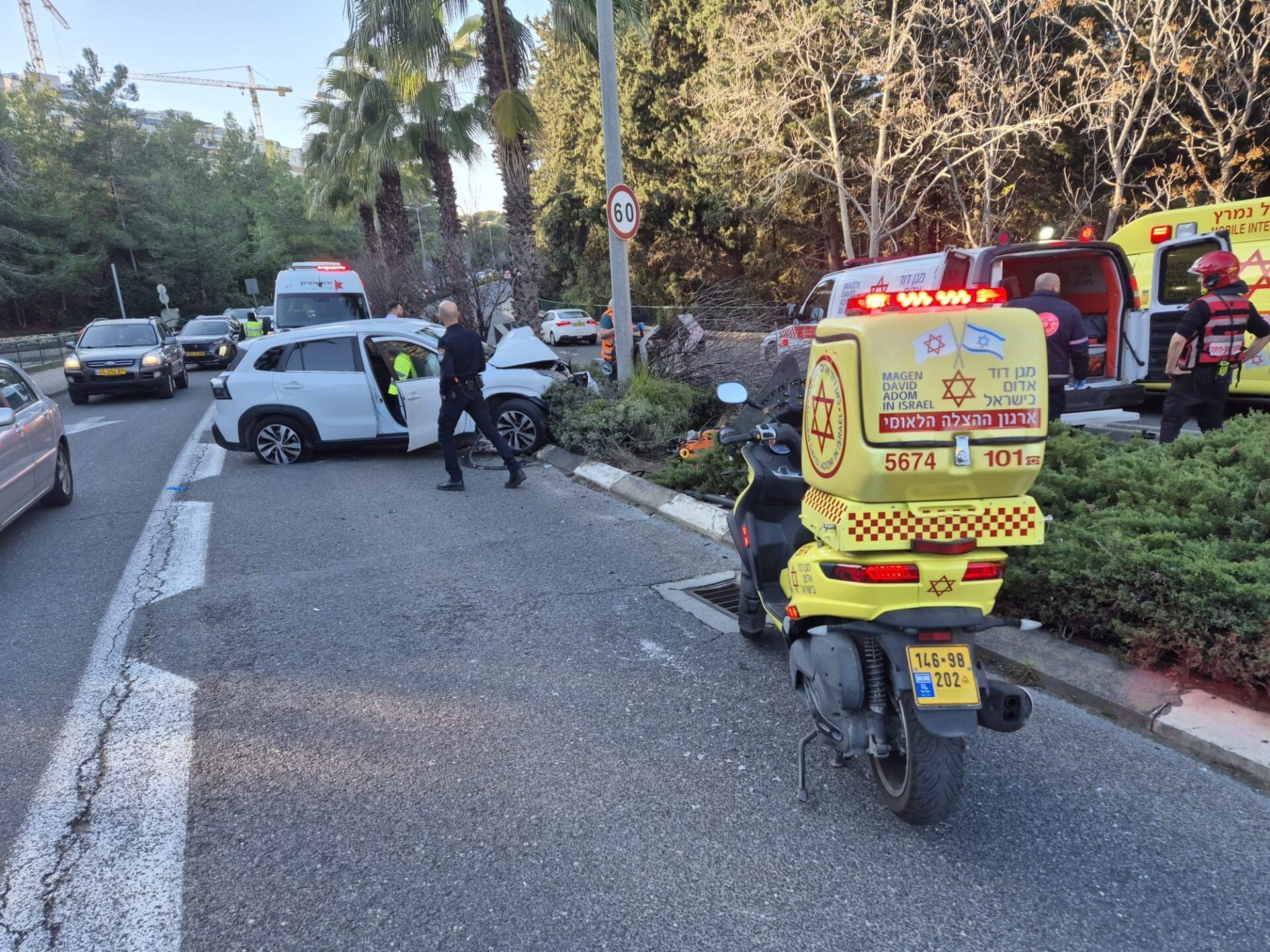 תאונה בדרך חנקין (צילום: מד