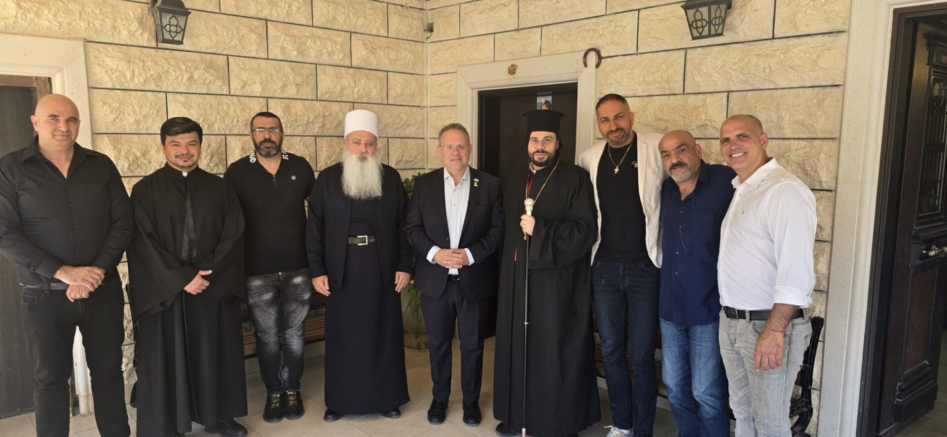 אנשי דת ואיהאב שליאן (צילום: אלבום פרטי)