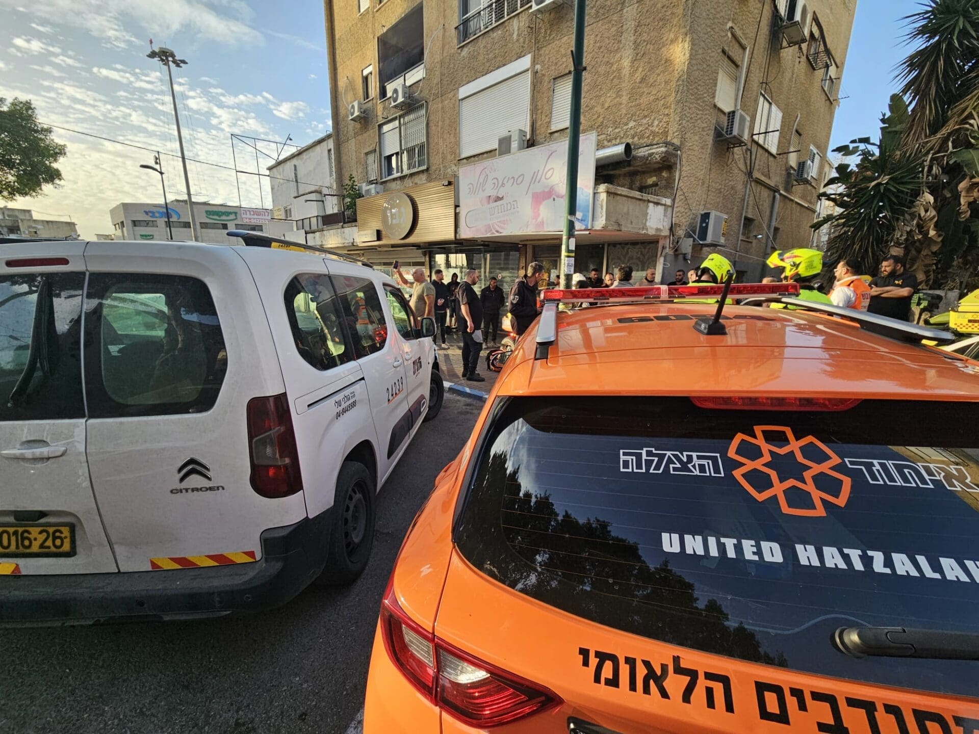 ניידת איחוד הצלה במקום האירוע (צילום: איחוד הצלה)