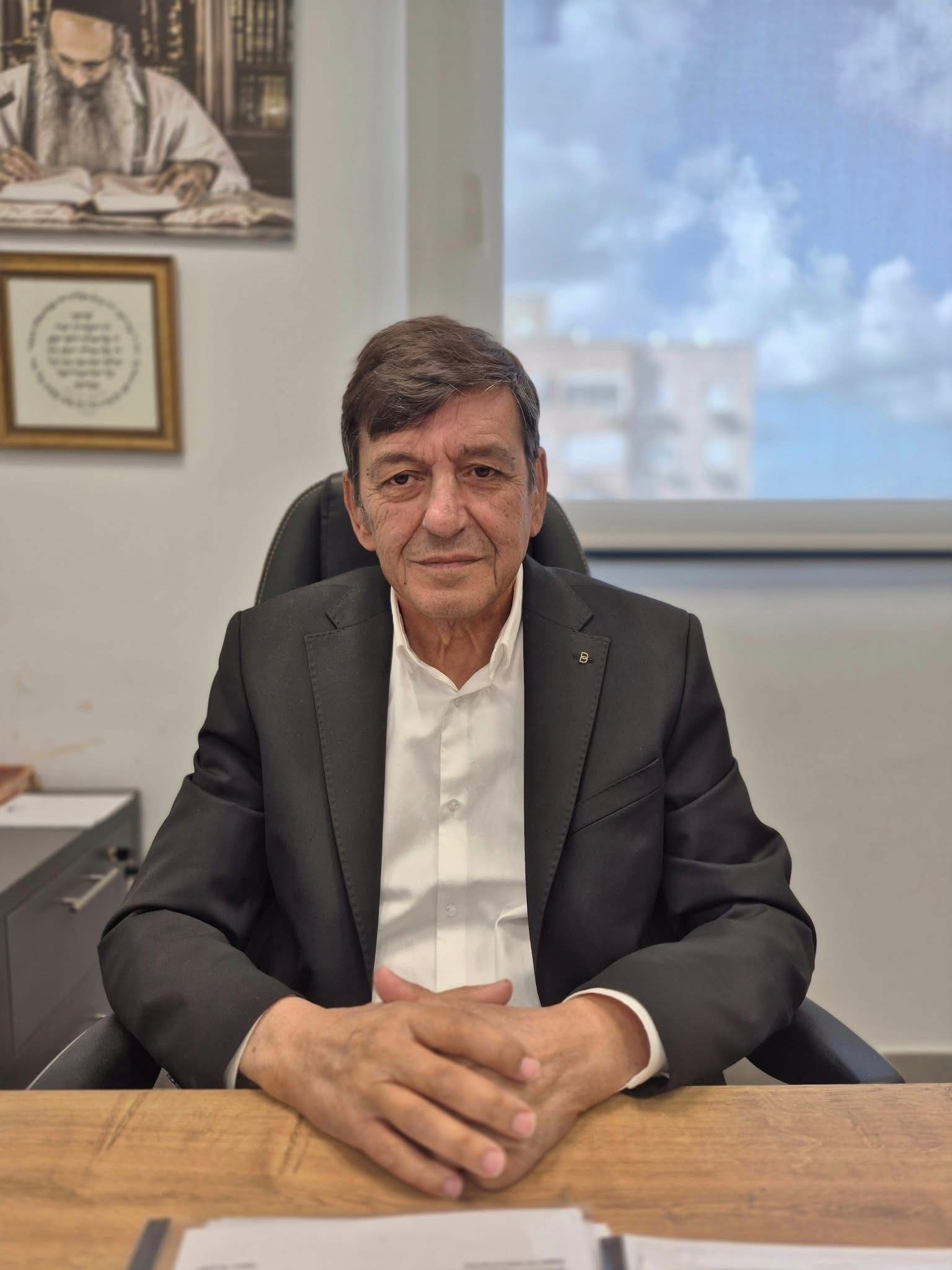 ג'נו חנניה פלס ז