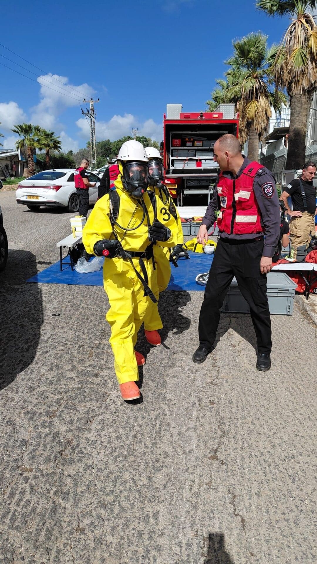 דליפת אמוניה במפעל בתל יוסף (צילום: כבאות והצלה)