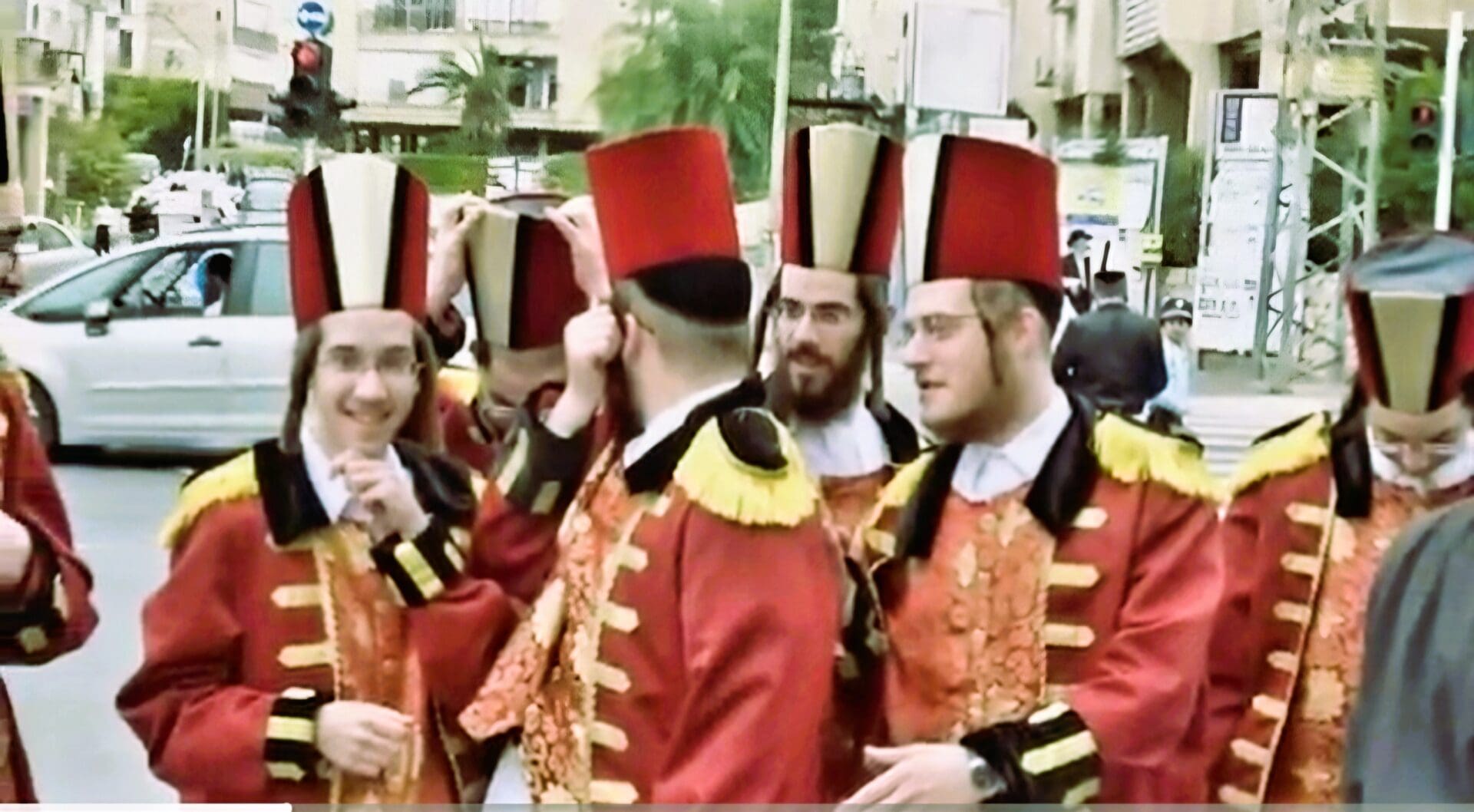 פורים ומגילת אסתר - תחפושות תורכים ודמויות עות’מאניות (צילום: רחלי אורבך)