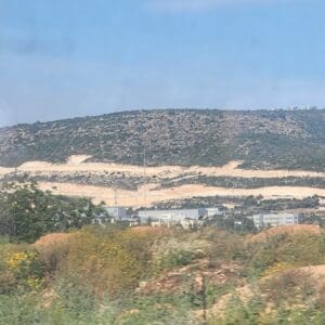 מורדות הכרמל – אור אדום להר הירוק