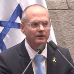 ח״כ עודד פורר – ישראל ביתנו (צילום מסך: ערוץ הכנסת)