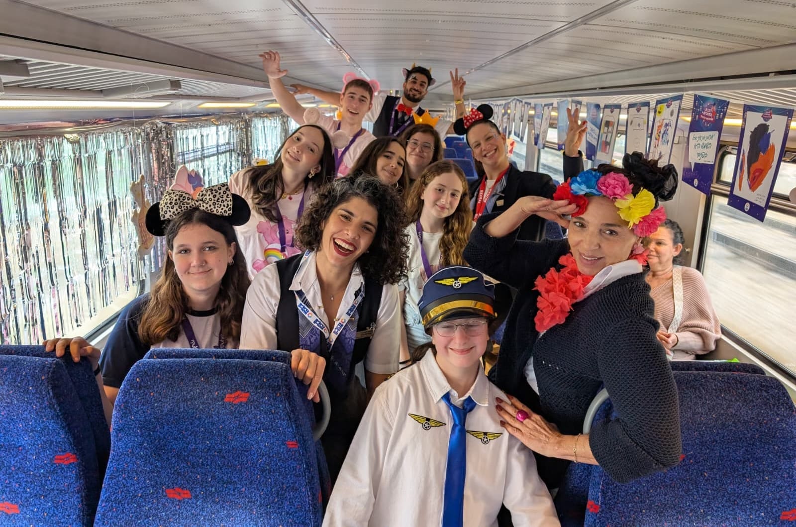 רכבת החיוכים (צילום: הילה אייזינגר)