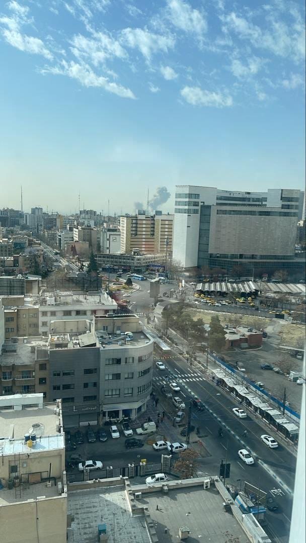 תקיפה בטהראן – שבת 28/2/26 – (צילום: רשתות חברתיות באיראן)