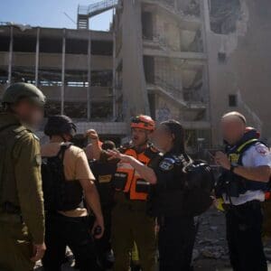 פיקוד העורף בשטח (צילום: דובר צה"ל)