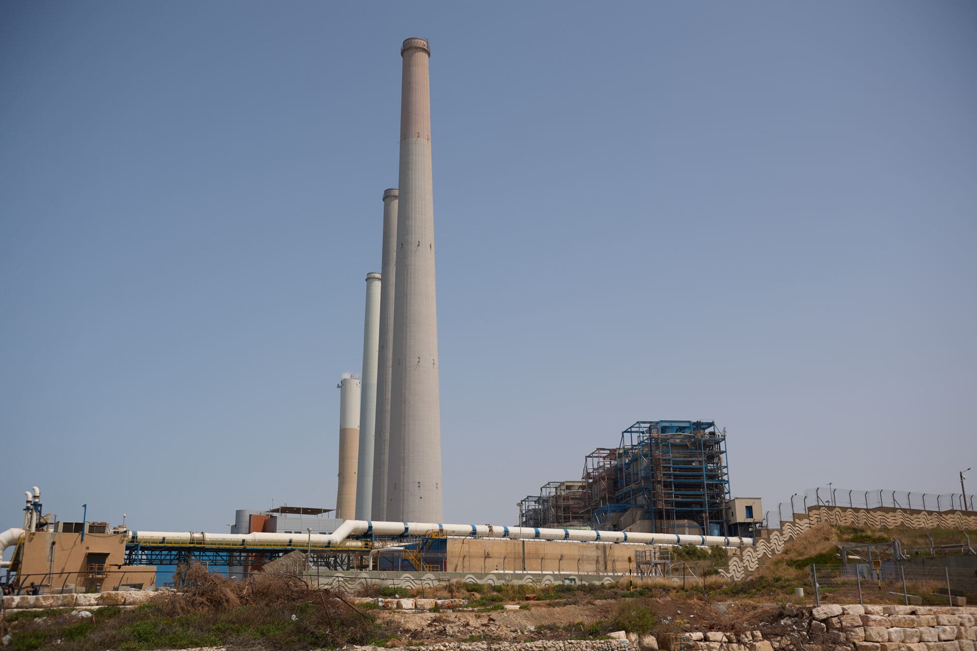 תחנת הכוח ״אורות רבין״ בחדרה (צילום: שרון לייבל)