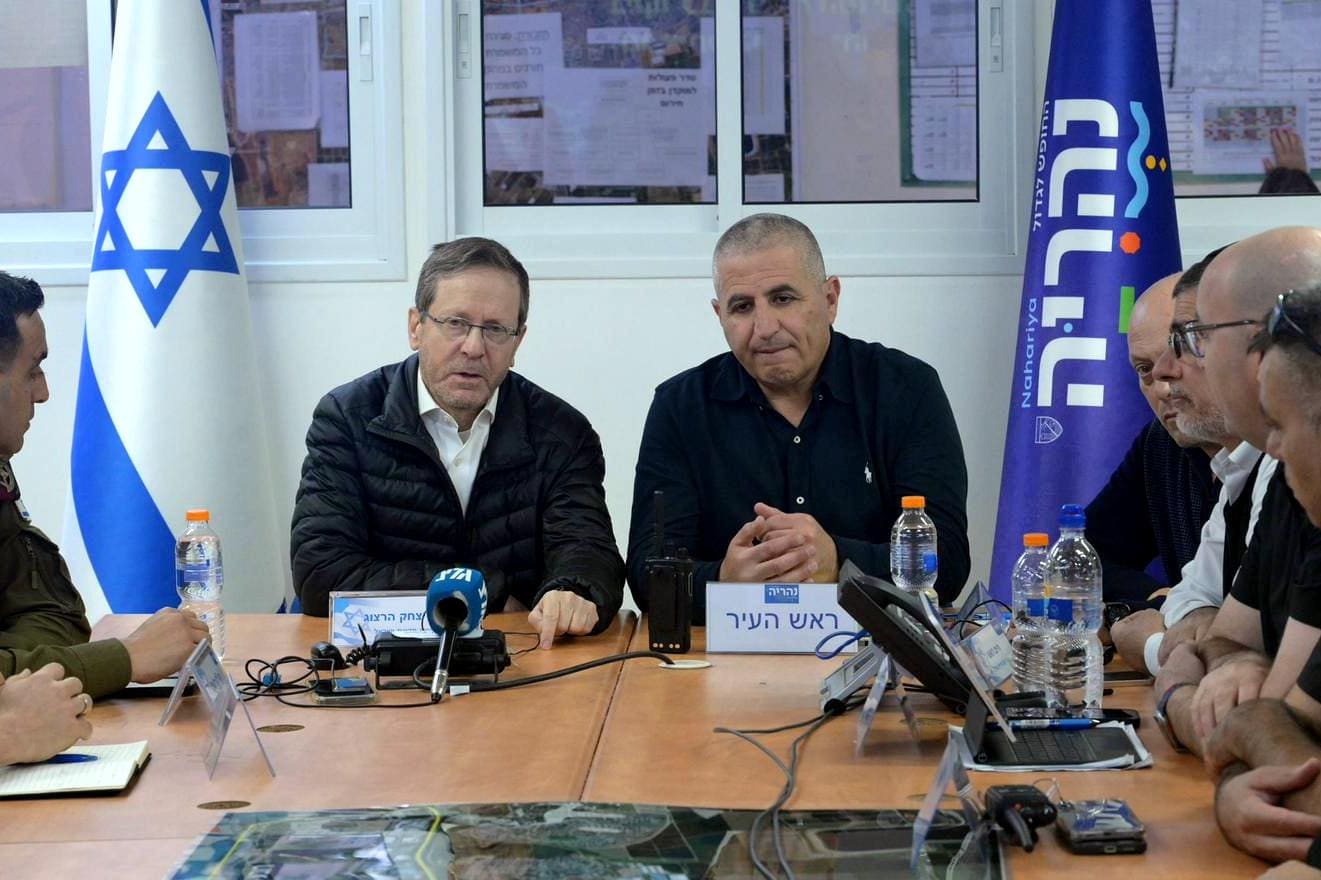 בצל המלחמה והמתיחות הגוברת: נשיא המדינה הרצוג ביקר בצפון (צילום: עמוס בן גרשום/לע״מ)