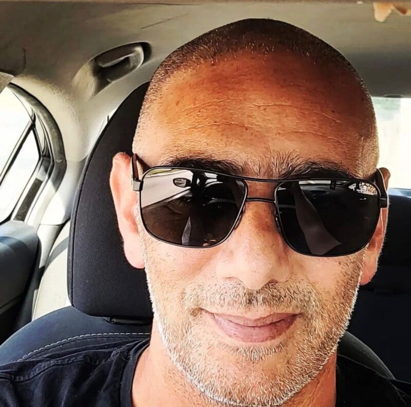 משפחת גלדר איבדה את הבית ומתחילה מהתחלה • פגיעת הטיל האיראני בחיפה - 5 ...