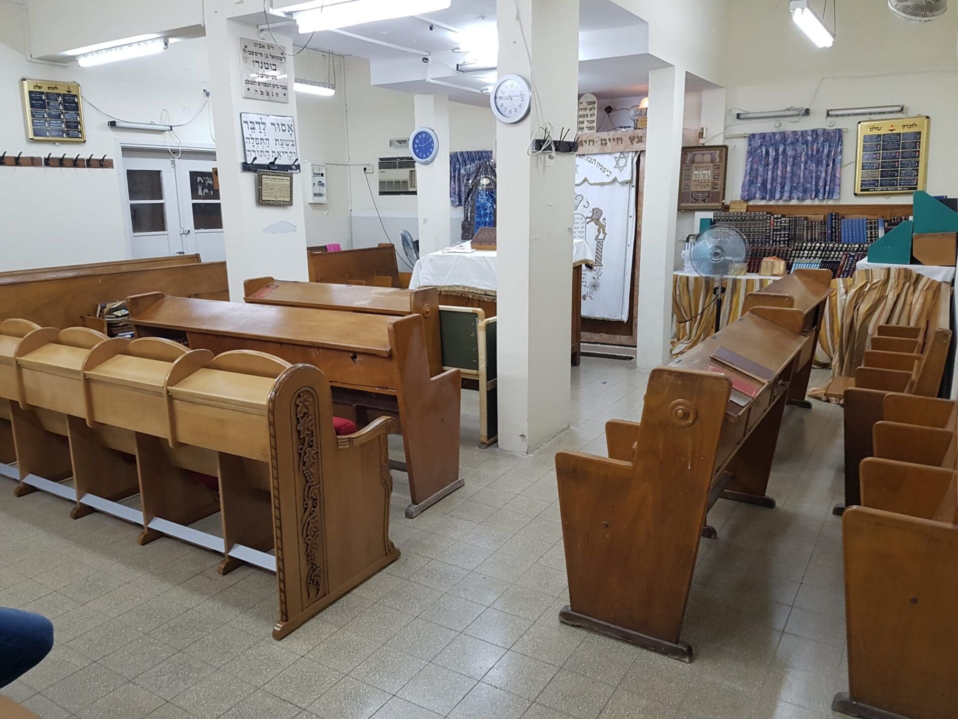 בית הכנסת בקריית אליעזר (צילום: עמותת בית הכנסת)