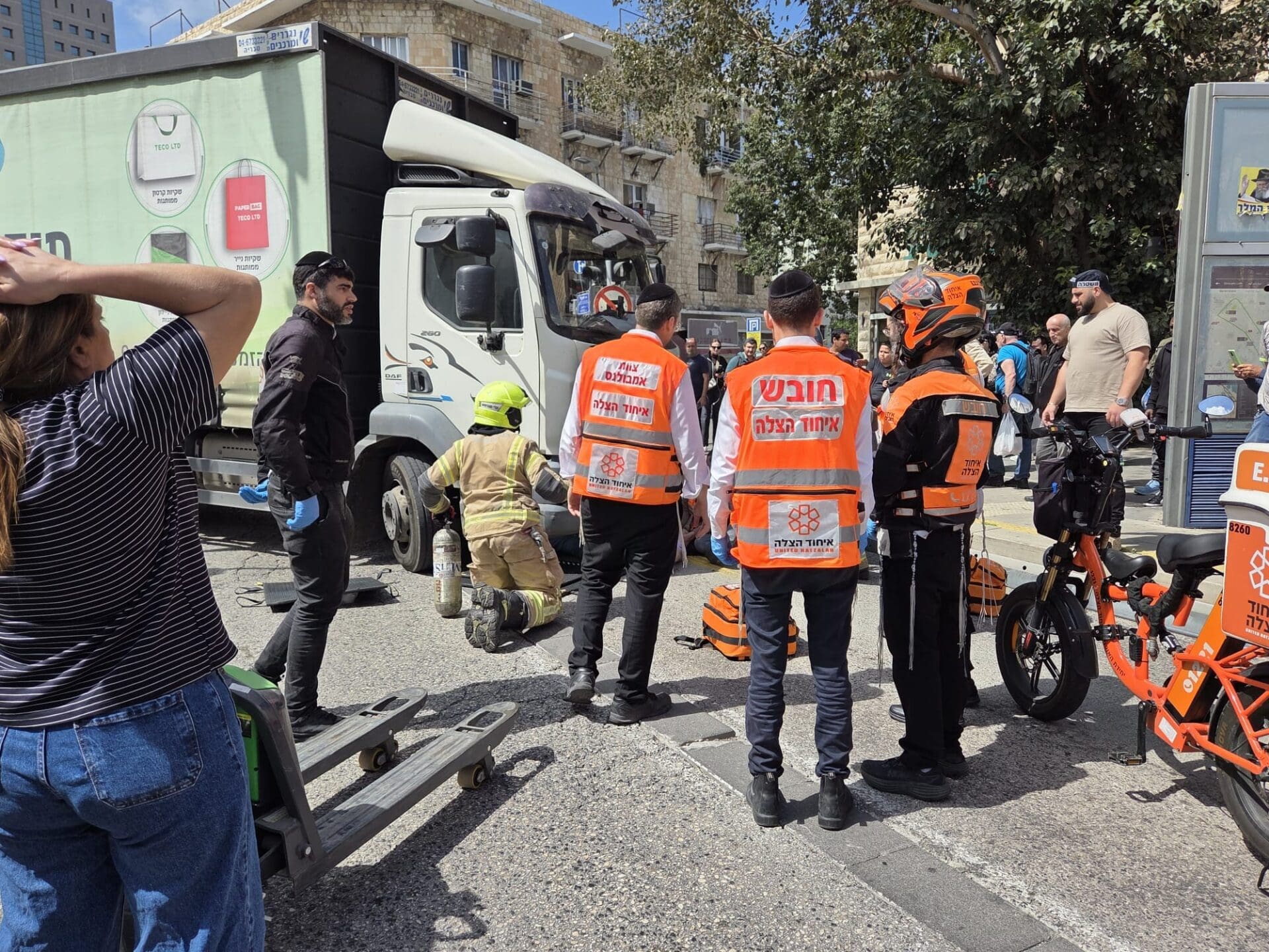 הולכת רגל נדרסה בחיפה (צילום: אדיר יזיראף)