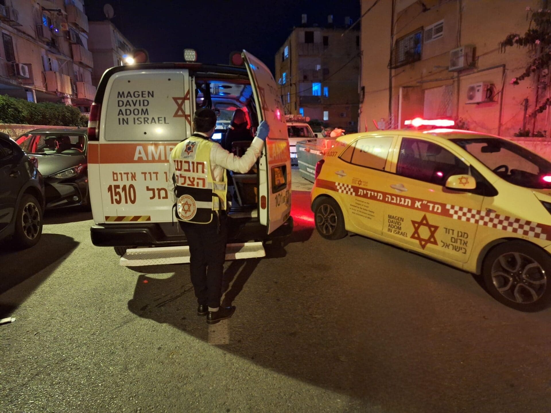 קריית אתא: גבר נפצע באירוע אלימות ופונה לבית החולים רמב״ם 2/5/26 (צילום: דוברות הצלה)
