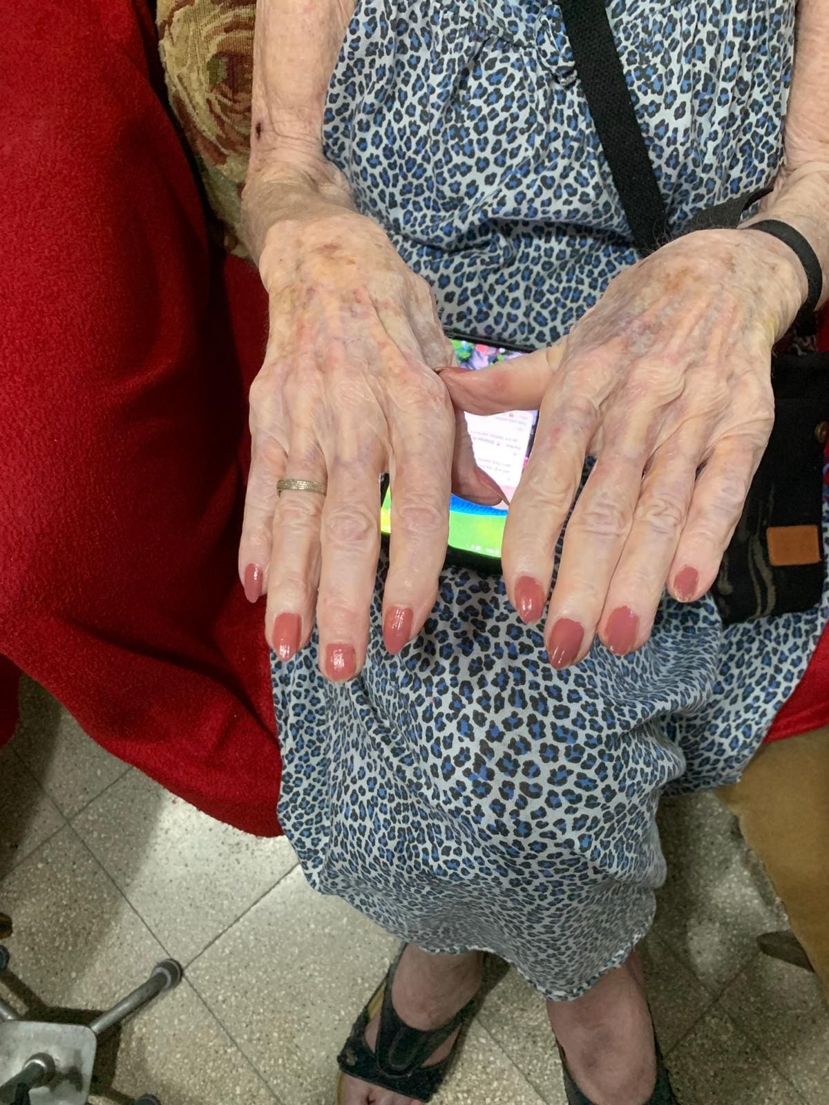 טיפוח יומיומי עושה טוב לנשמה אוולינה יוטקוביץ' צילום: טל קיזמן