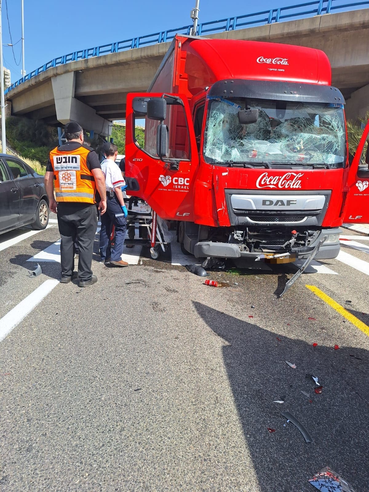 תאונת דרכים בצומת הצ׳ק פוסט: חמישה נפגעים במצב קל 10/5/26 (צילום: איחוד הצלה)
