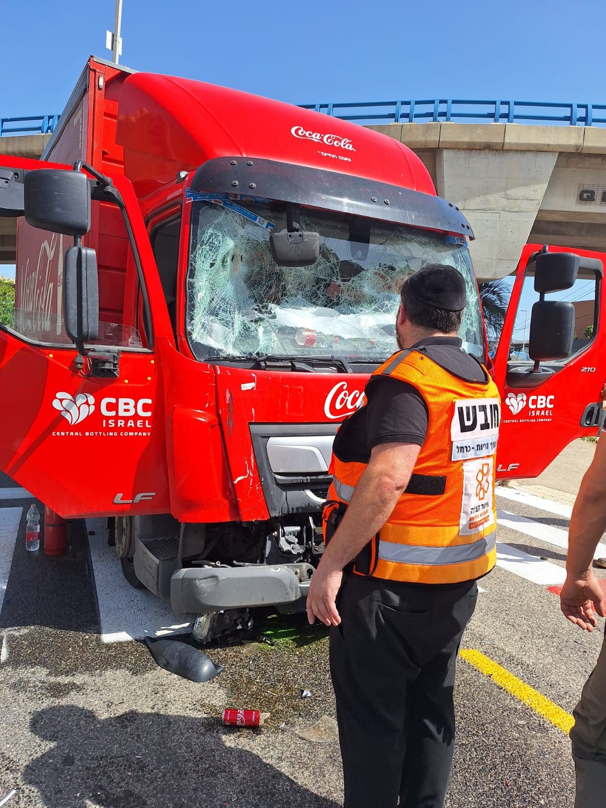 תאונת דרכים בצומת הצ׳ק פוסט: חמישה נפגעים במצב קל 10/5/26 (צילום: איחוד הצלה)