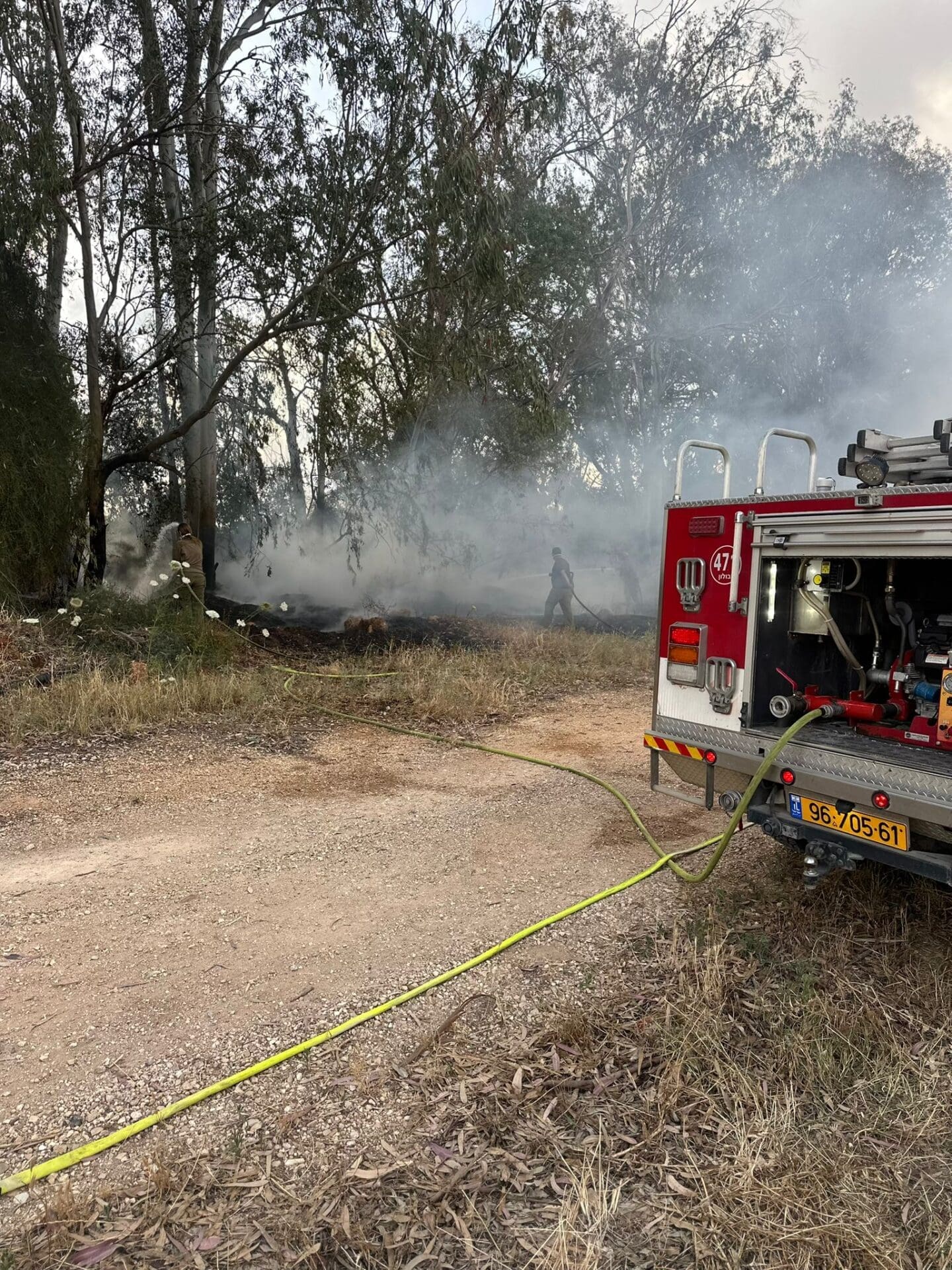 רחפנים חדרו מלבנון לצפון; שריפה בגזרת ראש הנקרה כתוצאה מנפילת אמל״ח - דוברות כבאות והצלה לישראל | מחוז חוף 15/5/26 (צילום: כבאות והצלה לישראל)