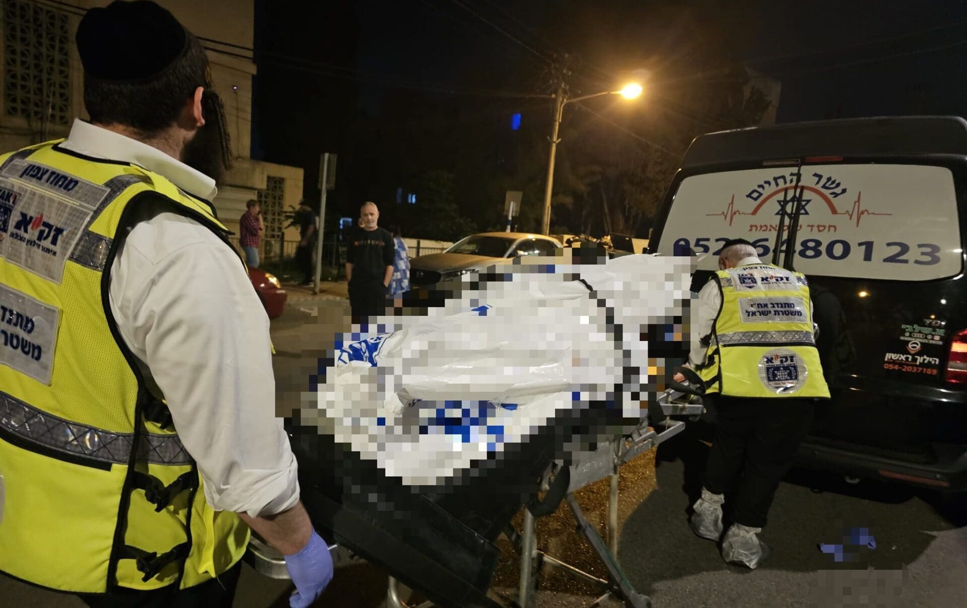 קריית אתא: גבר כבן 55 אותר ללא רוח חיים בביתו במצב ריקבון 17/5/26 (צילום: דוברות זק״א)