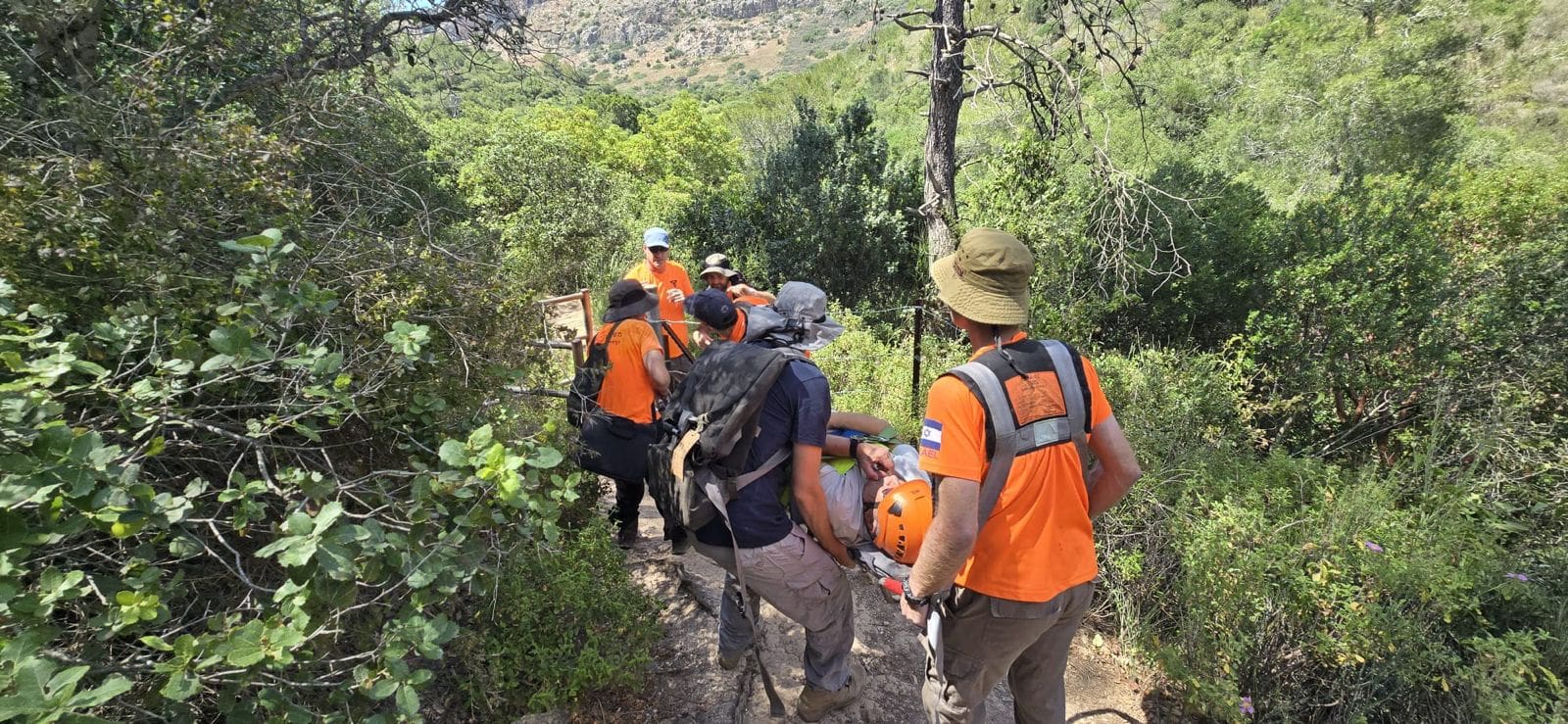 מטייל בן 72 חולץ מנחל בוסתן לאחר שהחליק ונפצע 22/5/26 (צילום: יחידת החילוץ גליל - כרמל)