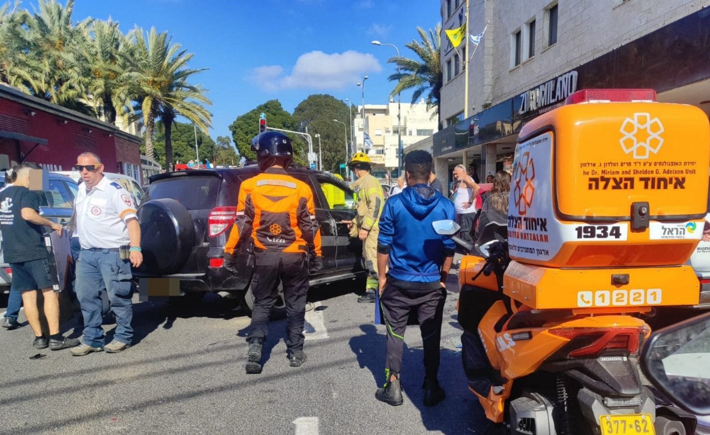 שלושה נפצעו בתאונת דרכים בקרית מוצקין 26/5/26 (צילום: איחוד הצלה)