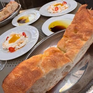 סיור יין חדש בשוק תלפיות: טעימות, סיפורים ומאכלים בין הדוכנים 26/5/26