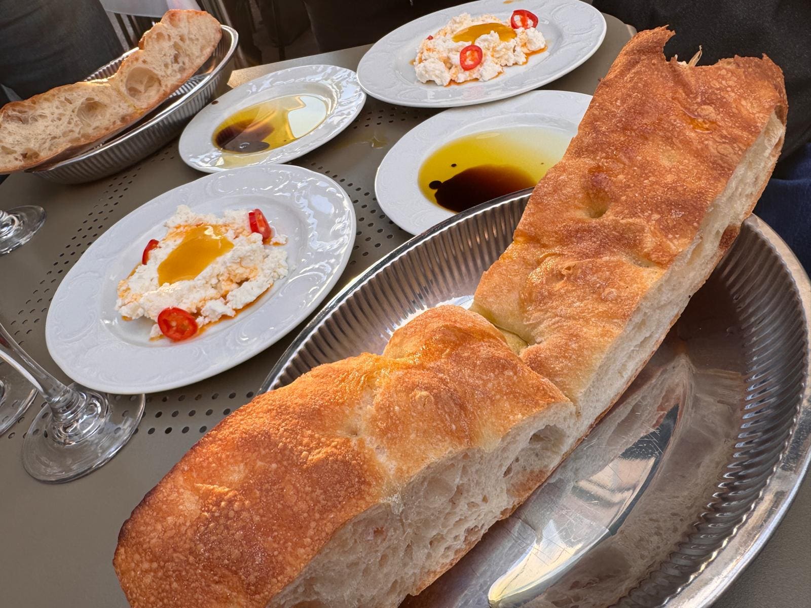 סיור יין חדש בשוק תלפיות: טעימות, סיפורים ומאכלים בין הדוכנים 26/5/26