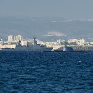 ים, ספינה, צבא, חיל הים, ספינת טילים, סטי"ל, סער 6, מים, אופק, הפלגה, גלים, ביטחון, צהל, הגנה, שיוט, קורבטה, מגן, כלי שיט, צבאי, סיור, אבטחה, ים תיכון, כחול, קצף