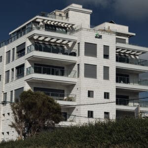 בניינים, התחדשות עירונית, פינוי בינוי, בת גלים, חיפה, אתר בנייה, פיגומים, מנוף, אדריכלות, דירות, נדלן, פיתוח, תשתיות, שכונה, עירוני, מבנים, שיפוץ, בטון, בנייה, הריסה, רחוב, צמיחה, נכסים