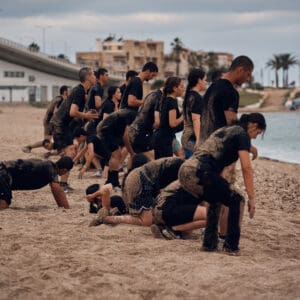 נשים, חיילות, לוחמות, חיילת, גיבוש, מועמדים, חיל הים, חוף, בת גלים, חיפה, חול, ים, מים, שחייה, ריצה, עמידה, ספורט, גלים, שמיים, יום, אנשים, אימון, ספורטאים, מדריכי