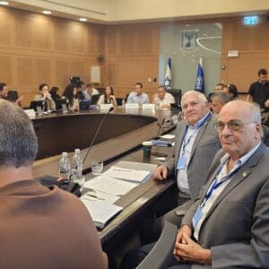 אביהו האן ומוטי בליצבלאו בכנסת: הישג לחיפה: מטרופולין חיפה ישולב בחוק רשות התחבורה המטרופולינית 28/5/26 (צילום: אביהו האן)