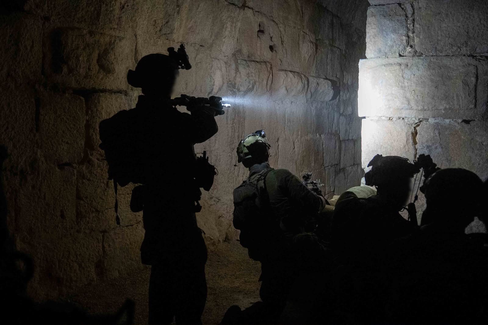 כיבוש הבופור: לוחמי סיירת גולני כובשים את הבופור 30/5/26  (צילום: דובר צה״ל)