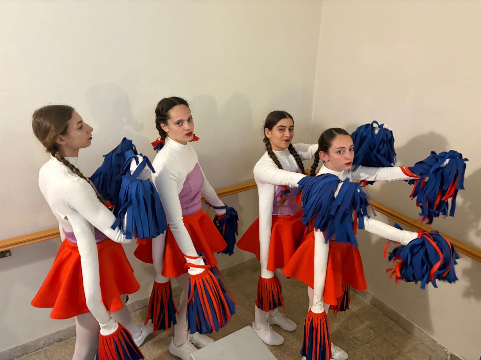פסטיבל רונדל 2026 הפירמידה, מיצג " המעודדות" של דניאלה מרוז (צילום: טל קיזמן)