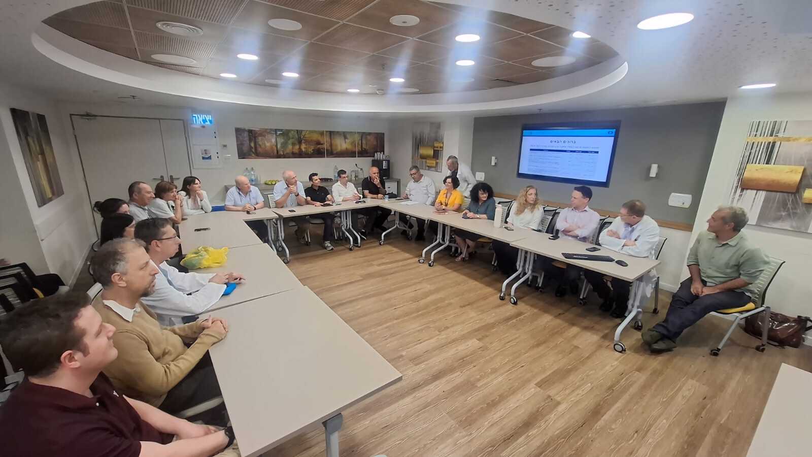 Meeting of researchers and Carmel and Technion administrations (Photo – Yaron Hazan, Carmel Spokesperson)