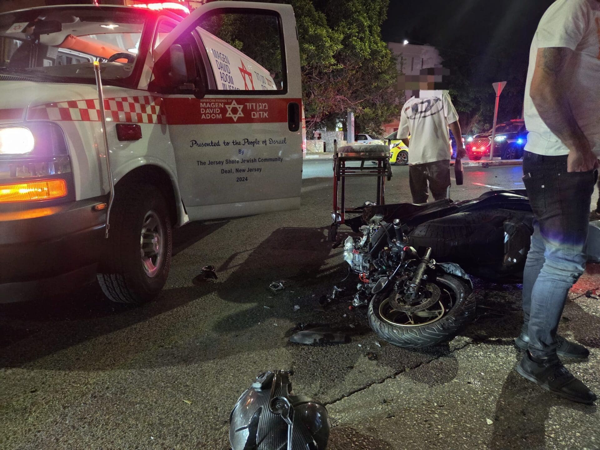 נער במצב קשה בתאונת אופנוע בשדרות מוריה בחיפה 5/6/26 (צילום: תיעוד מבצעי מד״א, איחוד הצלה)