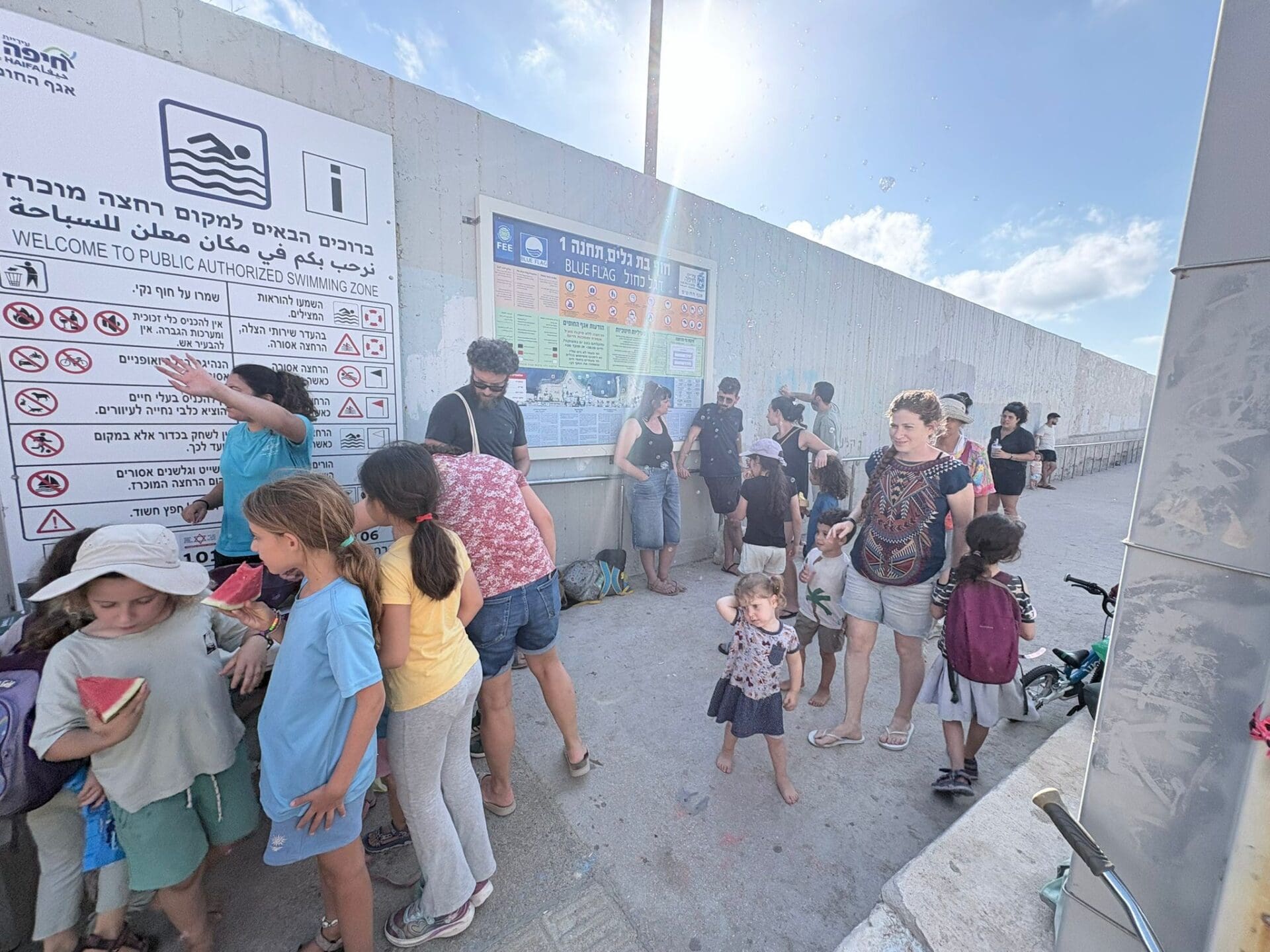 תושבי בת גלים דורשים לפתוח את חוף הים ליד הקזינו - חוף הים הסגור ופעילות התושבים 14/6/26 (צילום: מיכל גרובר)