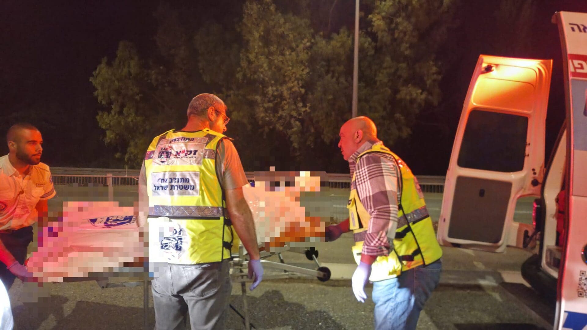 טיפול בכבוד המת (צילום: זק