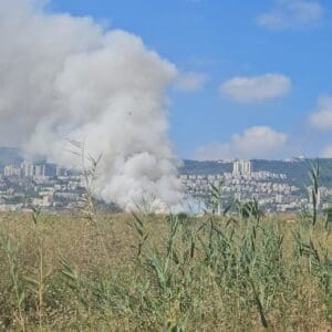 שריפה גדולה בצ׳ק פוסט: ניטור מוגבר של איכות האוויר באזור 16/6/26 (צילום: איגוד ערים מפרץ חיפה להגנת הסביבה)