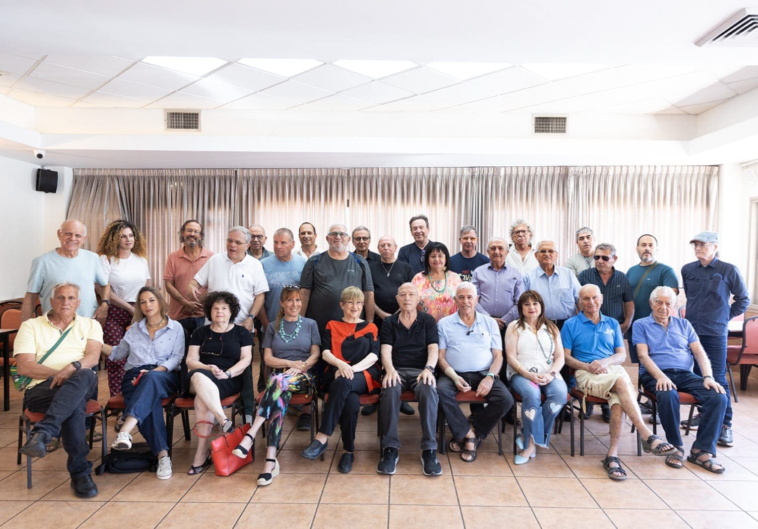 מפגש נוסטלגי של אנשי תקשורת ותיקים במרחב חיפה, 15.6.26 (צילום: יעל הורוביץ)