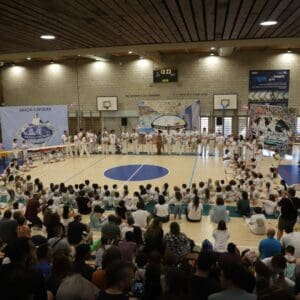 עמותת ״הקאזה״ מחיפה: מאות ילדים בטקס חגורות (צילום: גלעד דרמון)